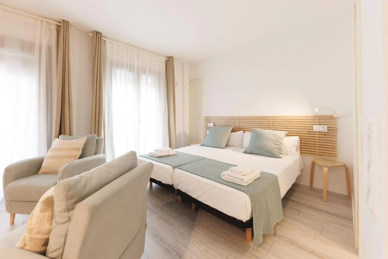Bravissimo Placa Catalunya 1-2, Studio Apartment ジローナ
